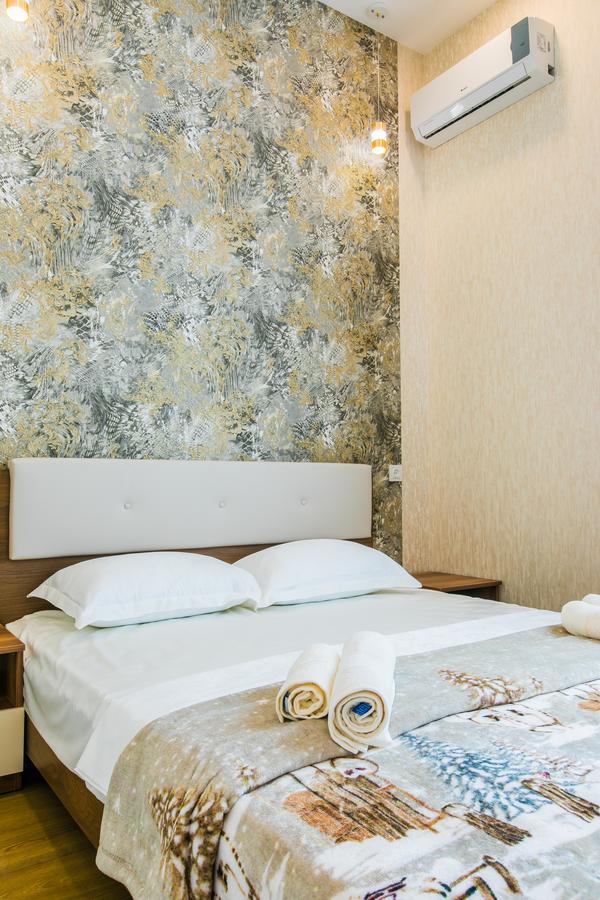 Sweet Home 6 Vip At Rustaveli Avenue Tiflis Exterior foto