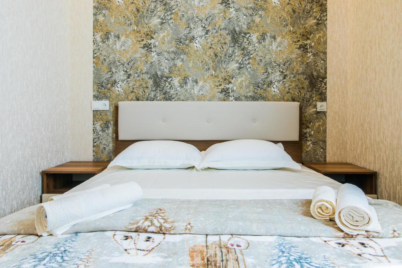 Sweet Home 6 Vip At Rustaveli Avenue Tiflis Exterior foto
