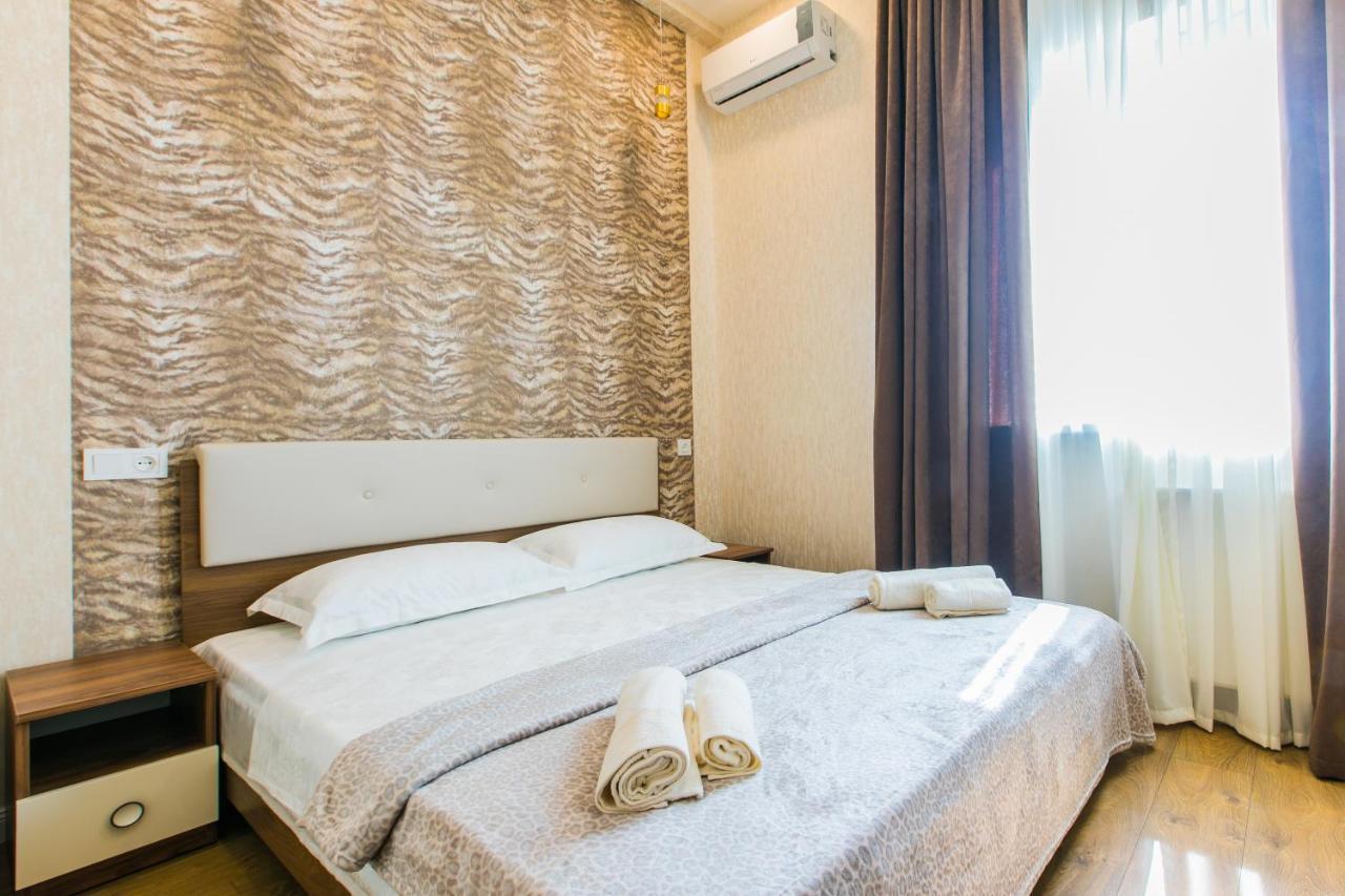 Sweet Home 6 Vip At Rustaveli Avenue Tiflis Exterior foto