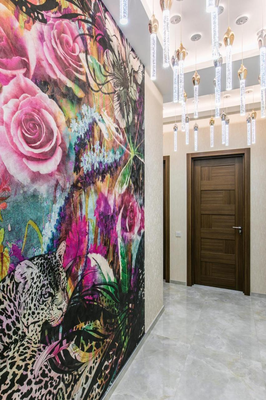 Sweet Home 6 Vip At Rustaveli Avenue Tiflis Exterior foto